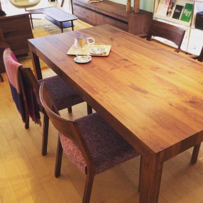 シンプルで、存在感のあるテーブル。 | テーブル | PLANTS 郡山市のインテリアショップ プランツ