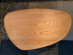 LEGARE clam table